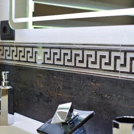 Distinto & 住宿加早餐酒店 4*