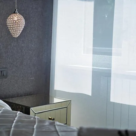 Bed and breakfast Distinto & 4*