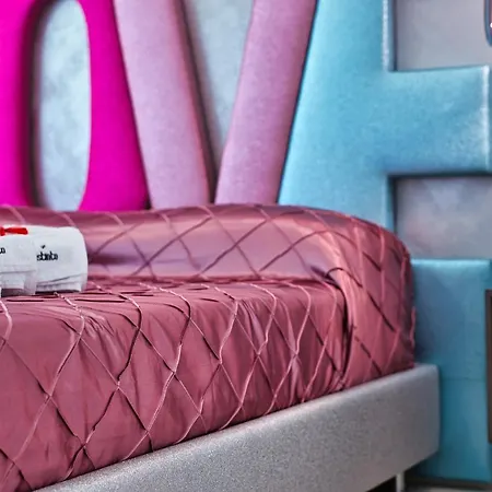 Distinto & Bed & Breakfast