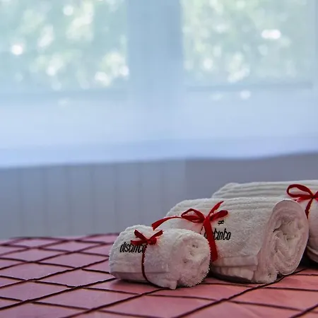 Distinto & Bed and breakfast