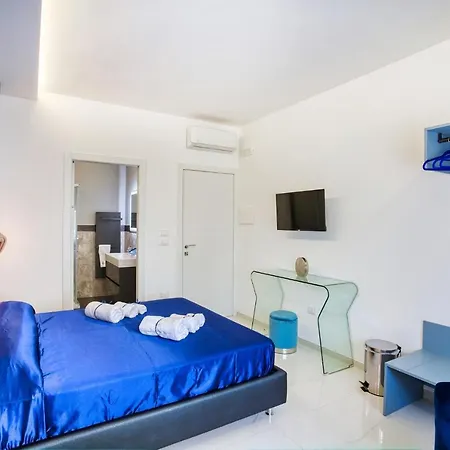 Distinto & Bed & Breakfast *