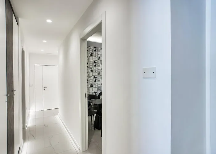 Distinto & לינה וארוחת בוקר לצ'ה