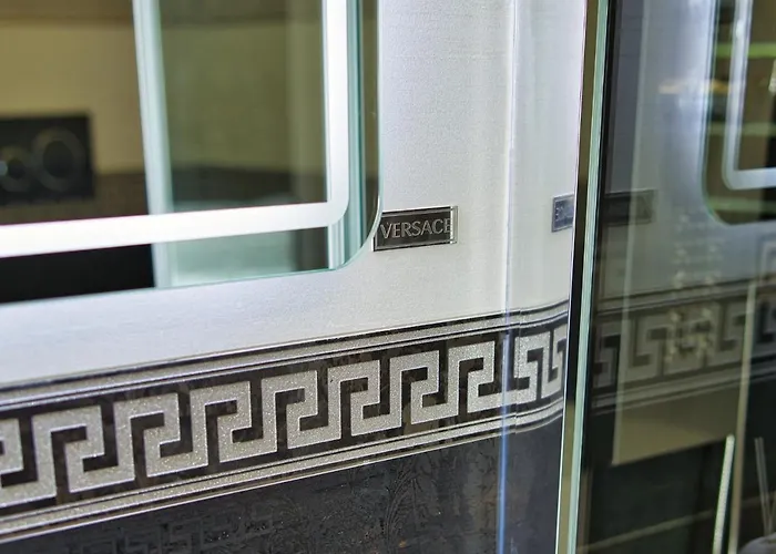 Distinto & 4* לצ'ה