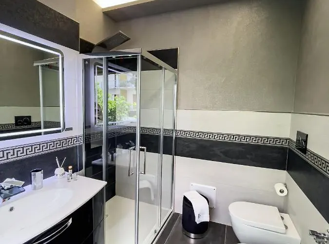 Distinto & לינה וארוחת בוקר 4*